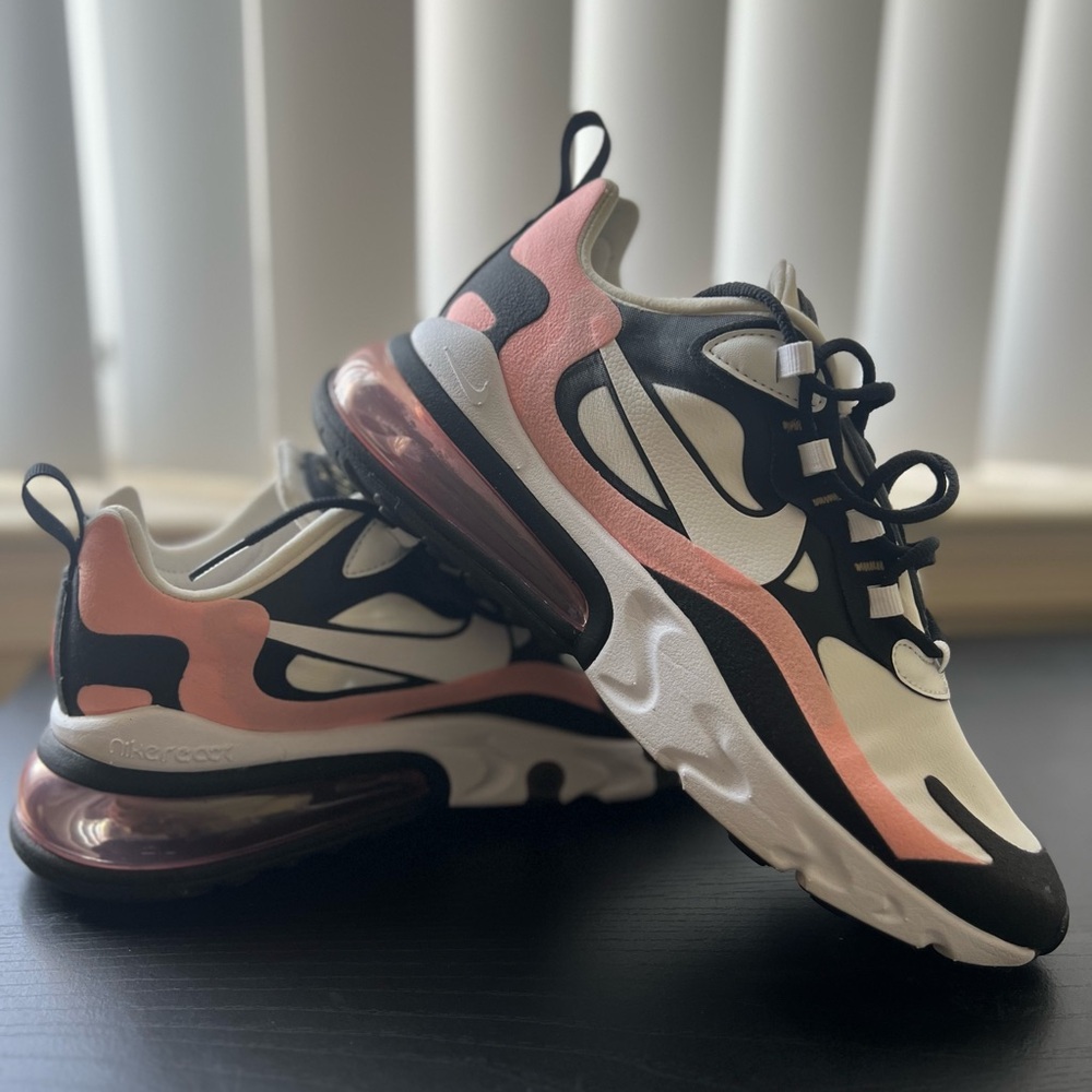 Nike Air Max 270 React Coral Black